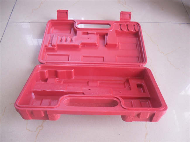 吹塑加工_吹塑制品設(shè)備使用前要注意什么？